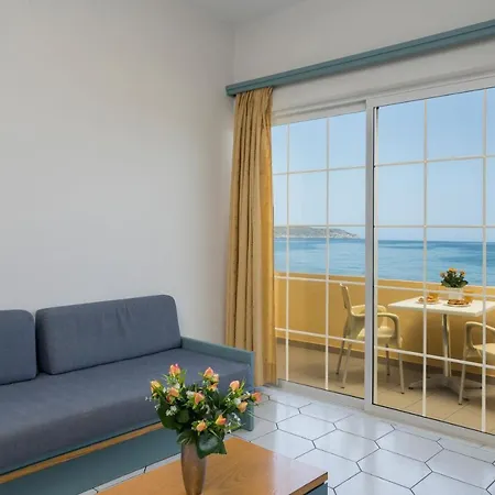 Adonis Aparthotel